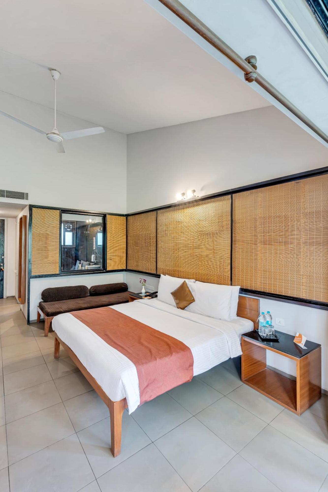 Club Mahindra Corbett Hotell Dhikuli Exteriör bild