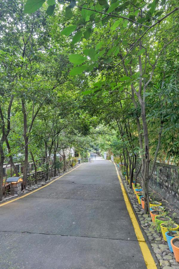 Club Mahindra Corbett Hotell Dhikuli Exteriör bild