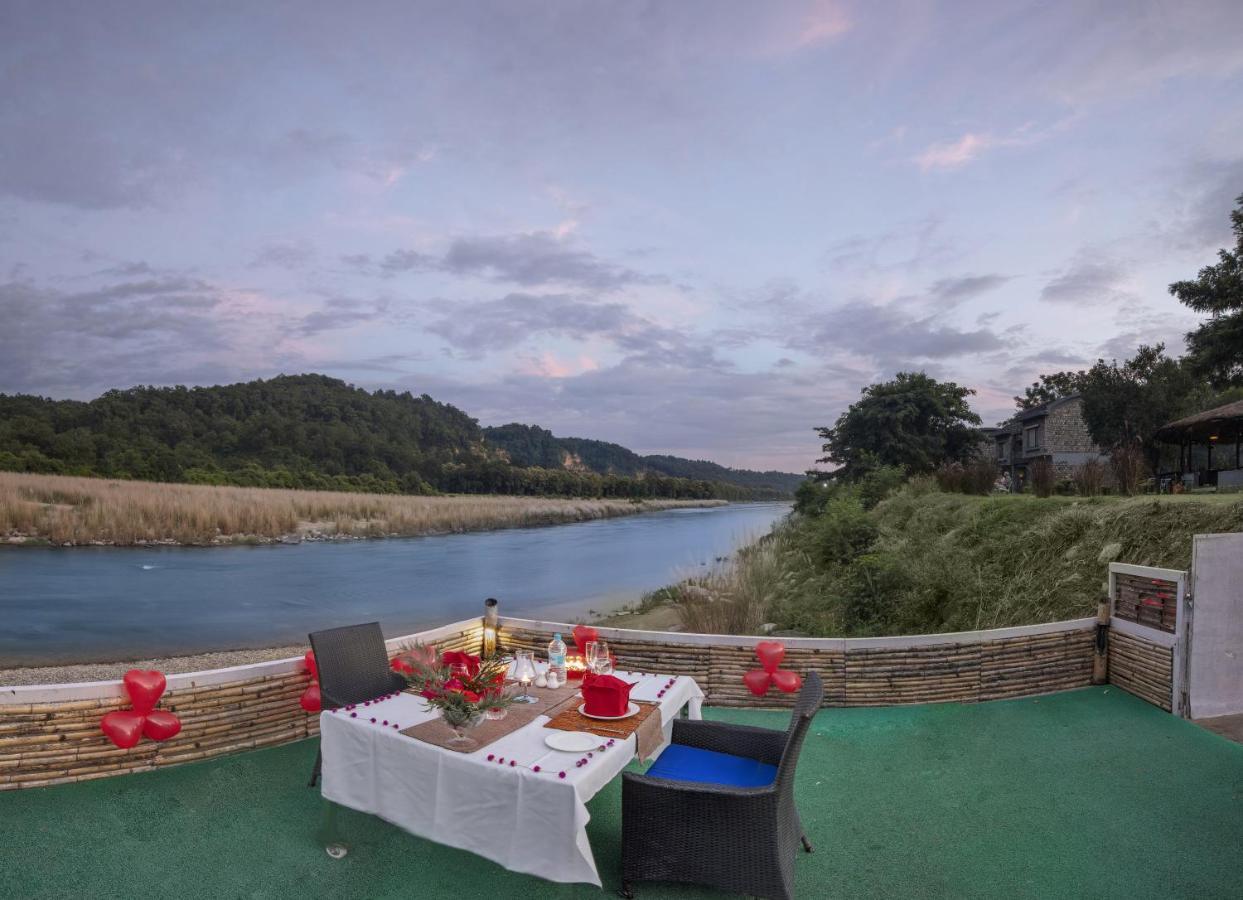 Club Mahindra Corbett Hotell Dhikuli Exteriör bild