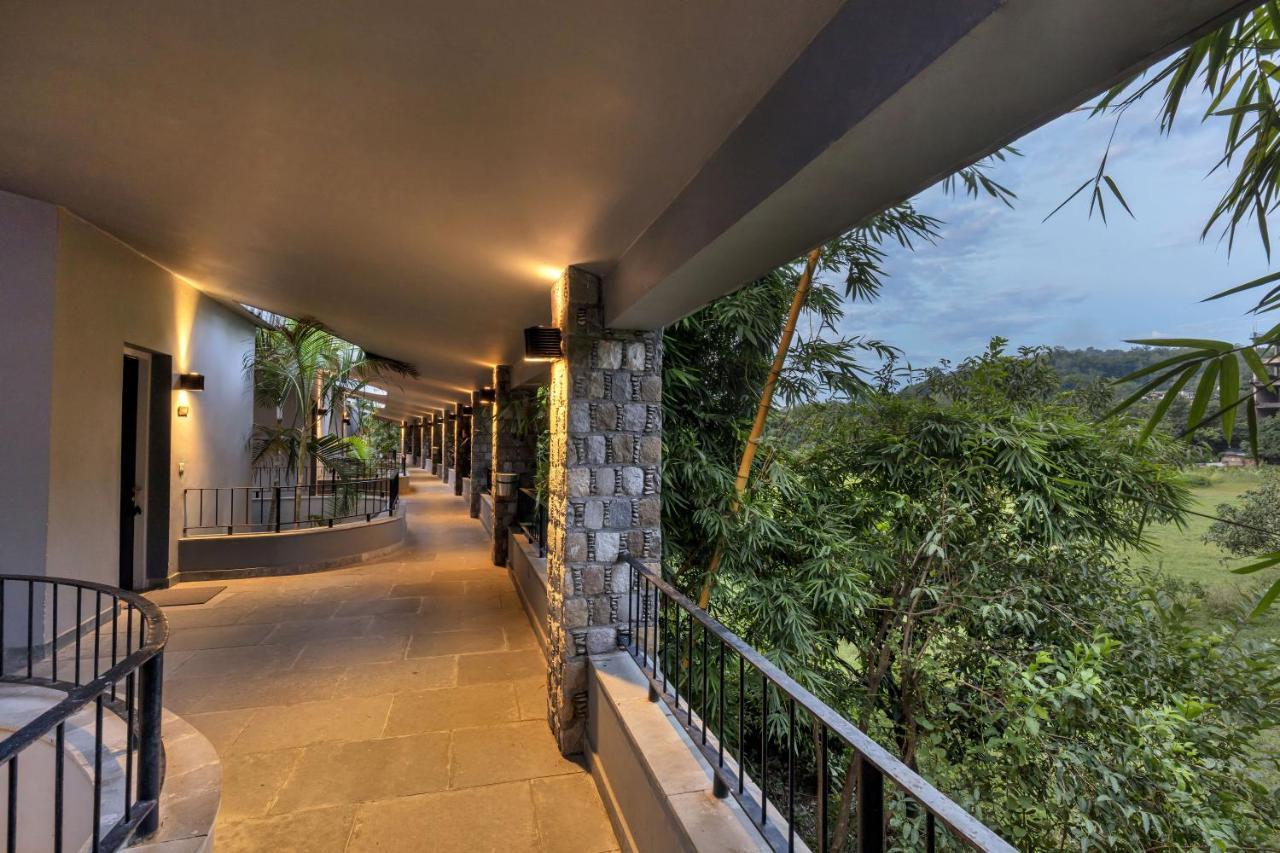 Club Mahindra Corbett Hotell Dhikuli Exteriör bild