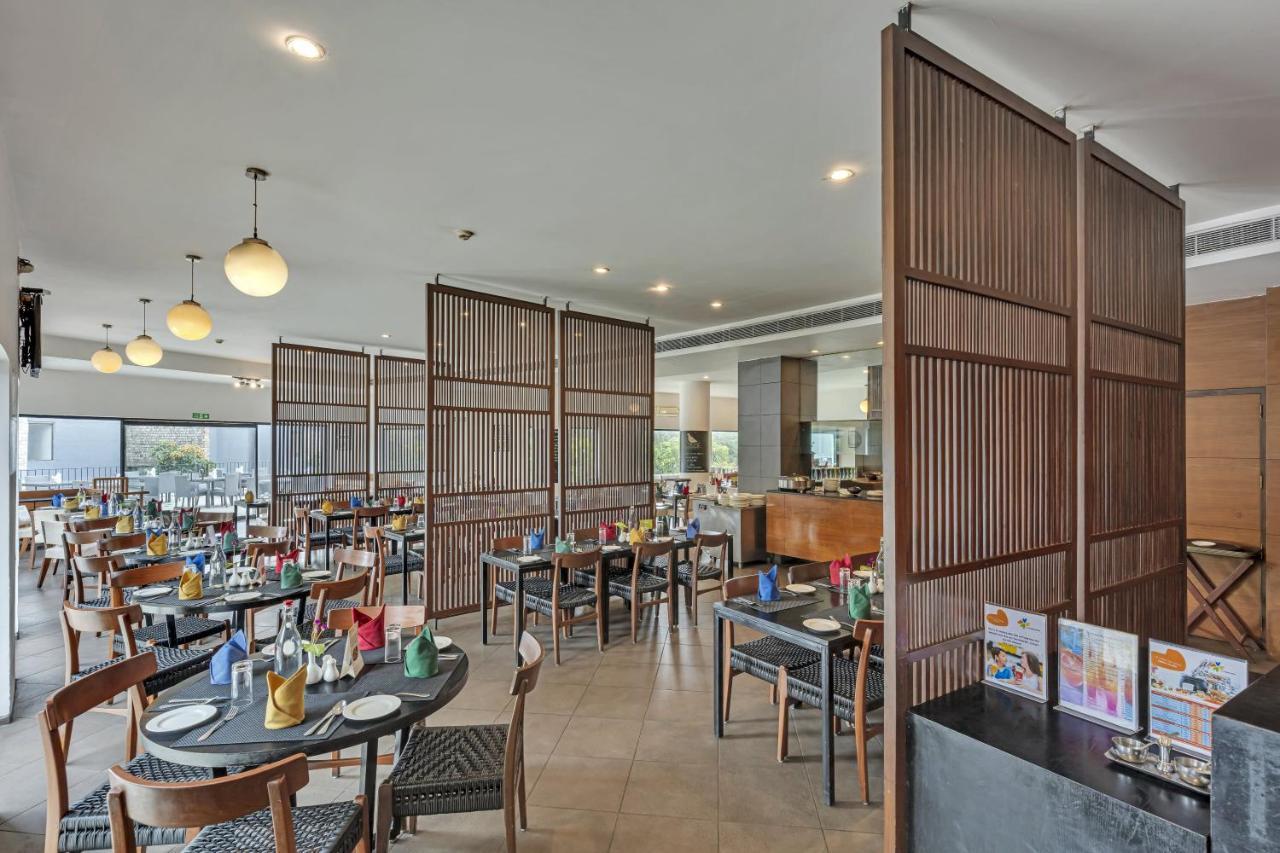 Club Mahindra Corbett Hotell Dhikuli Exteriör bild