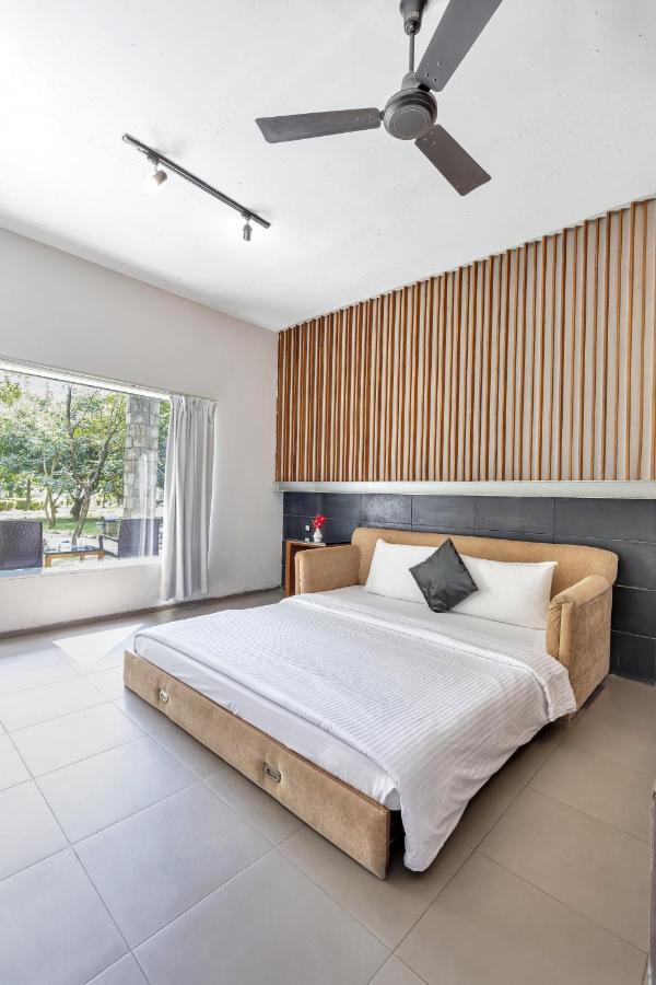Club Mahindra Corbett Hotell Dhikuli Exteriör bild