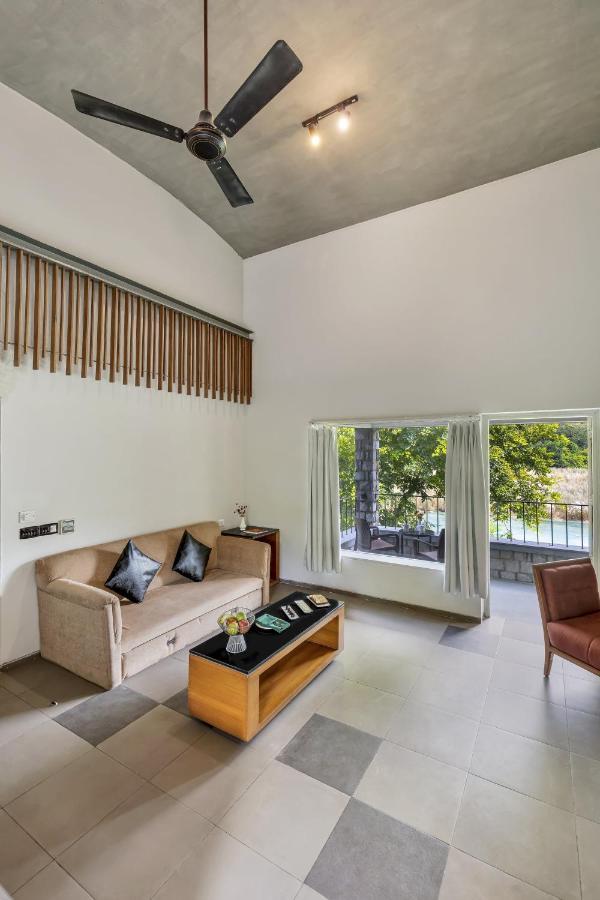 Club Mahindra Corbett Hotell Dhikuli Exteriör bild